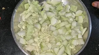 Cabbage and lauki ki recipe #cookingathome #food #mixes vegetables 😋