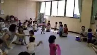 スカーフでパピプペポーン  1~2歳児クラス②