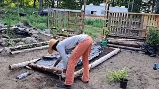 Making Rustic Chic Garden Beds From Fallen Logs | Petal Place Property