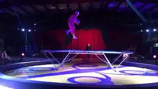 Trampoline act