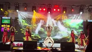 Group Dance Performance | Cute & Energetic Moves