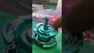 Этот Бейблейд на самом деле БЕЗУМНЫЙ!