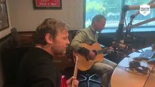 Sam Roberts performs Projection live in the CHOM 97 7 studio