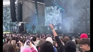 Majales Hradec Kr&aacute;lov&eacute; 2025 - Ego & Robert Burian - Žijeme len raz (full video) (live performance)