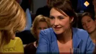 Carice van Houten bij De Wereld Draait Door over Anne Frank