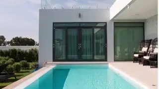 Experience excellence with Palm Lakeside Villas!