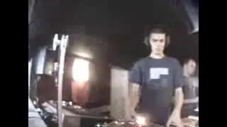 Sam Ashwell - Colony Productions on Groovetech Radio (2002-10-23)