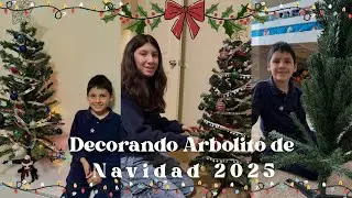 Los niños decorando sus arbolitos de Navidad 2025 🎄 #navidad #navidad2025 