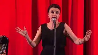Pe bolta cand apare luna