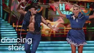 Stephanie Kelly and Ervinas Merfeldas charleston to 'Yihaa' | DWTS Ireland 2026
