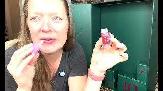 Is this curated Luxury beauty #adventcalendar worth it?? #adventcalendar2025 #unboxing #beauty