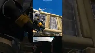 I was suddenly in his box #funny #gaming #fortnite
