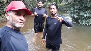 TRILHA POR DENTRO DO RIO 