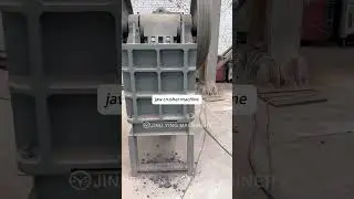 The stone crushing equipment jaw crusher machine working site #jaw #crusher #stone #rock #jycrusher
