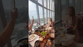 GOT DIZZY AFTER EATING AT A REVOLVING RESTAURANT?!😵&zwj;💫🤯 #shorts