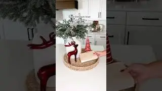 Easy tray styling idea for the holidays! Who wants to see a neutral version next?! Trays are so fun