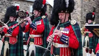British Army band performs 'Lean On Me' tribute for Ukraine
