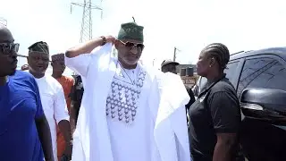 ARRIVAL OF HON. HAKEEM ADISA BAMGBOLA AT HIS LATE MOTHER 7TH DAYS FIDAU PRAYER