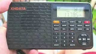 XHDATA D-109WB Voice of Turkye 11785 kHz Shortwave on telescopic antenna