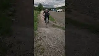 Dusty Car Park Drop. #mtb #farmerjohns