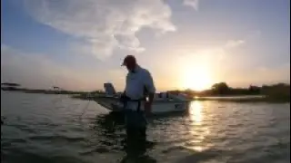 Shallow Water 🌊Metal Detecting Adventures😜What  will we find today.🌞