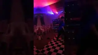 DJ som pista de dan&ccedil;a completa ilumina&ccedil;&atilde;o jogo de luzes #pistadedan&ccedil;a  #dj #jogodeluzes