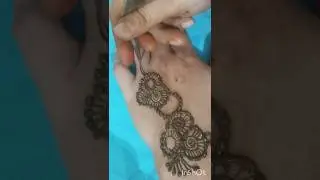Simple Backhand Mehndi Degsin  #henna #viral #mehndi #arabic #youtube #music #art ❤🌿