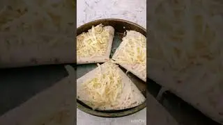 Tortillas with cheese and ground beef ￼🌮