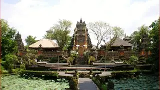 Visit Ubud Palace, Tourist Attraction in Ubud, Kec  Gianyar, Kabupaten Gianyar, Bali, Indonesia