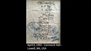 Pearl Jam Live 04-06-1992 - Cumnock Hall - Lowell, MA, USA