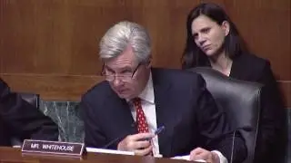 Sen. Whitehouse leads Senate Judiciary hearing on alternatives to incarceration for young offenders