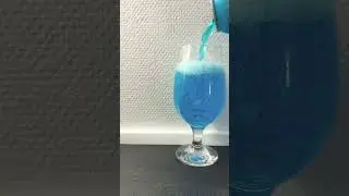 Fanta Berry US 😅 crazy color. #soda #fyp #asmr #tiktok #youtube #fypシ #fanta #america #usa