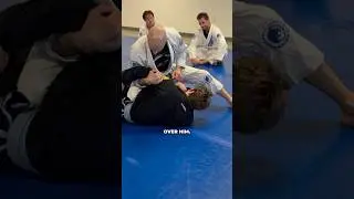 Knee on belly to armbar details #armbar #armlock #bjj #bjjblackbelt #jiujitsu #grappling #bjjlife