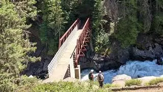 The Scenic Cascade Mountains and Icicle Gorge Trail