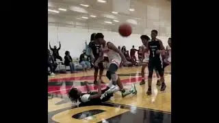 Is this the most DISRESPECTFUL POSTER so far this AAU season?! #shorts