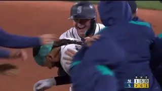 J.P. Crawford walks off the Yankees in the 11th inning - Mariners radio call