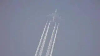 Airbus A380 Emirates, flying over Kolkata at 41000 ft.