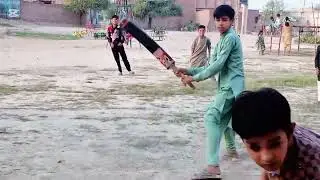 Cricket and cricket and jumping enjoy
