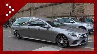 Funerali Giulia Cecchettin, l'arrivo del feretro: il carro funebre passa accanto alla basilica