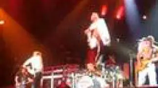 Van Halen - Unchained #2 - 2007 Rehearsal (Thanks lastkat83)