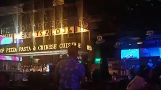 DELHI HEADQUARTERS BAR CNAUGHT PLACE