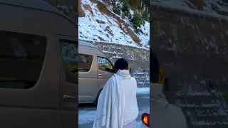 Car Slip on Snow ❄️⛰️ | Snowfall Update | Mountains All Around | Tourist Rush | Winter Drive