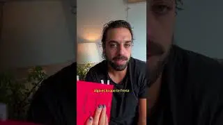 Si escribir fuese tan fácil lo podría hacer una maquina no?... Espera.. no no queria decir eso.. jaj