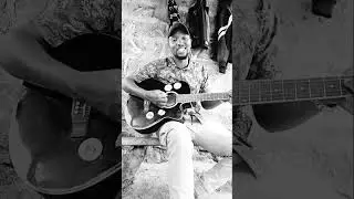 One man guitar          #dodosa #mugithi #onemanguitar