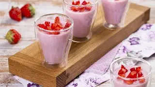 Mousse de Morango com Vanilla - Receitas Nestl&eacute;