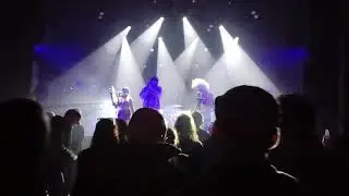 Knives - Glitter Tour Laval 2025