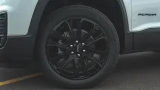 The 2023 GMC Acadia SLT Elevation is a lot COOLER than you think