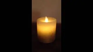 Stumpenkerze mit Wackeldocht