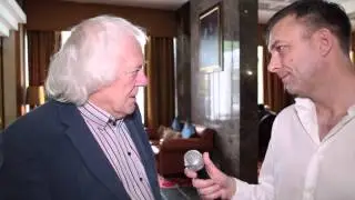 JOHN GIBSON TALKS TO PEEP MAGAZINE @ MARRIOTT HOTEL  / MARK CLAUZEL SIGNS MORE PROS !
