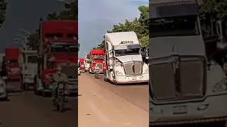 Dancing Truck On Road Modelling One By One Running Road King#shorts